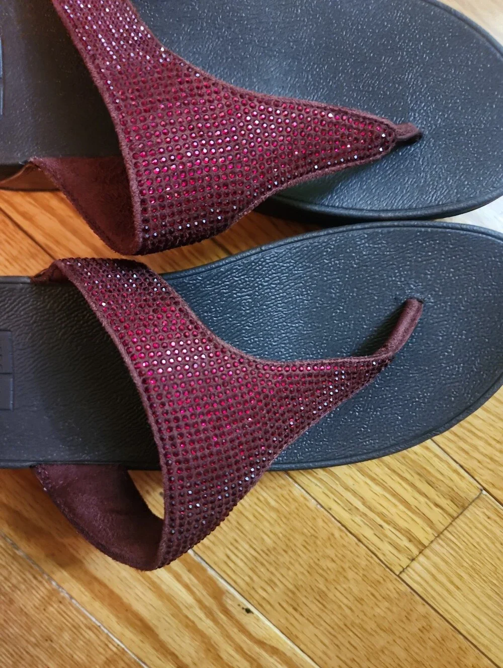 Fitflop Lulu Shimmer Glitz Women's Burgundy Thong Wedge Sandals